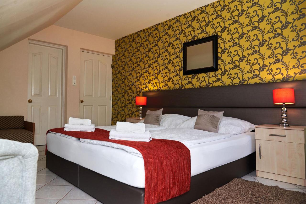 Apartman Brigitte Buekfuerdo Extérieur photo