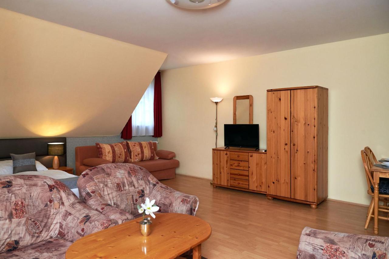Apartman Brigitte Buekfuerdo Extérieur photo
