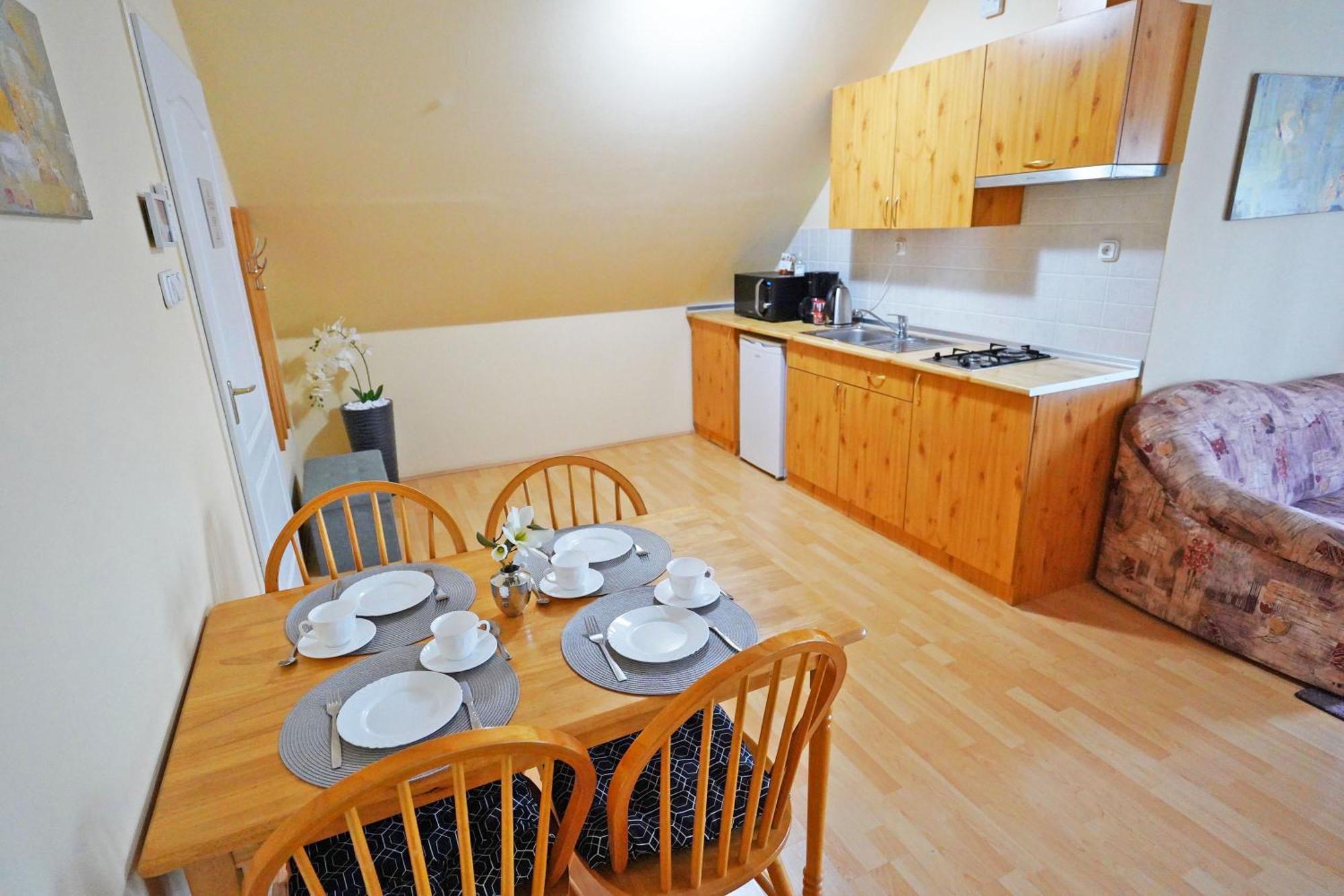 Apartman Brigitte Buekfuerdo Extérieur photo